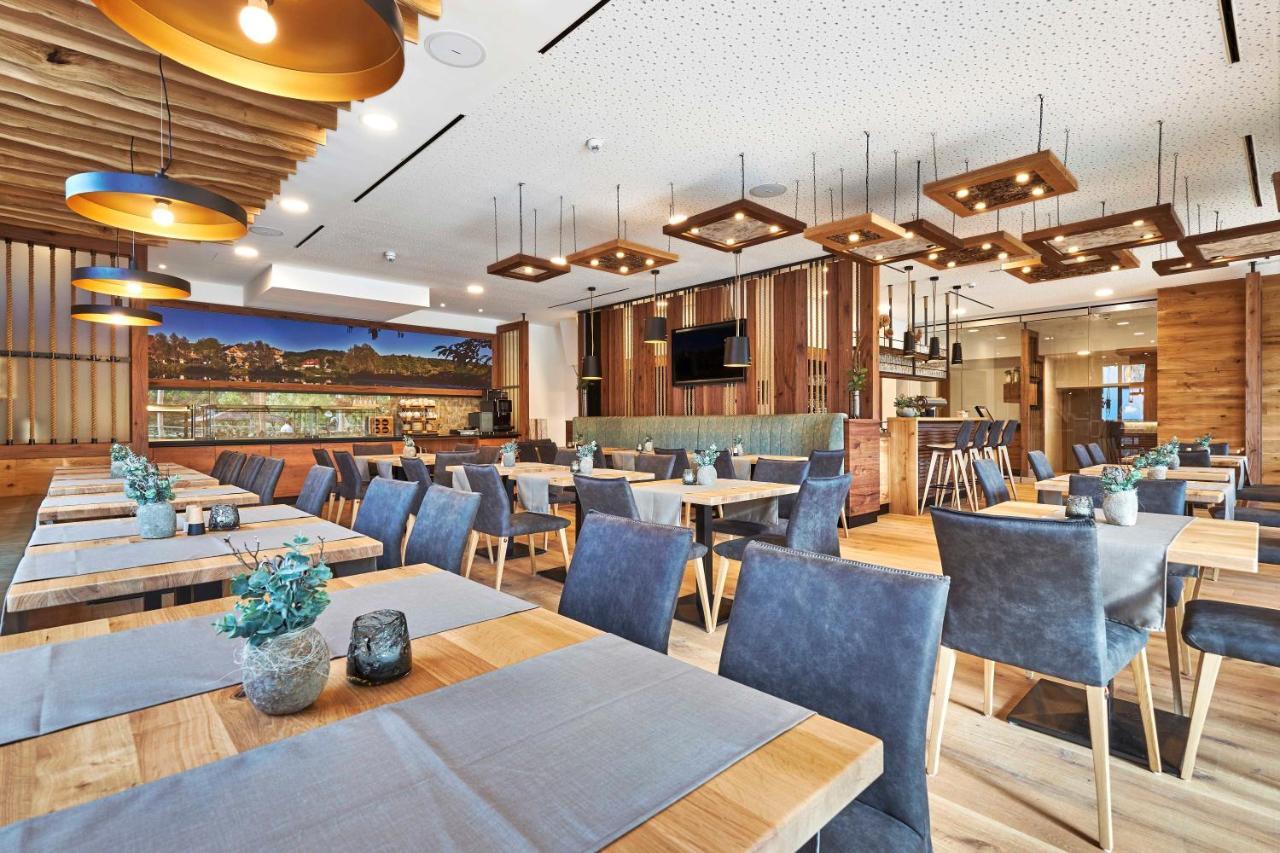 Landgasthof Moser & Restaurant Bootshaus Windorf  Extérieur photo